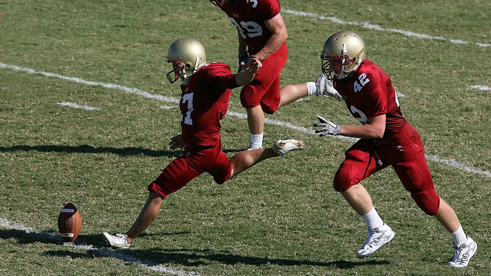 曼城冲冠压力爆棚!英媒:这赛季他们输不起,曼城最精彩的比赛